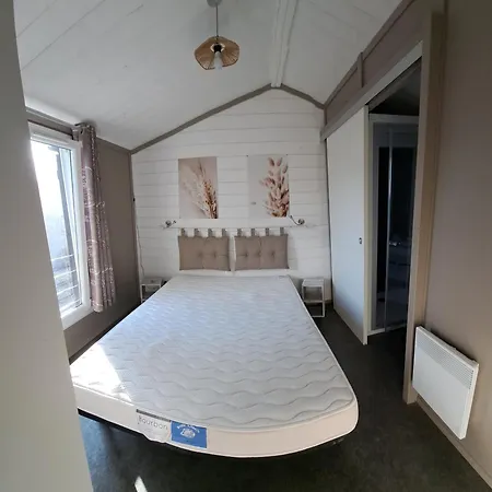 Au Des Roches Chalet